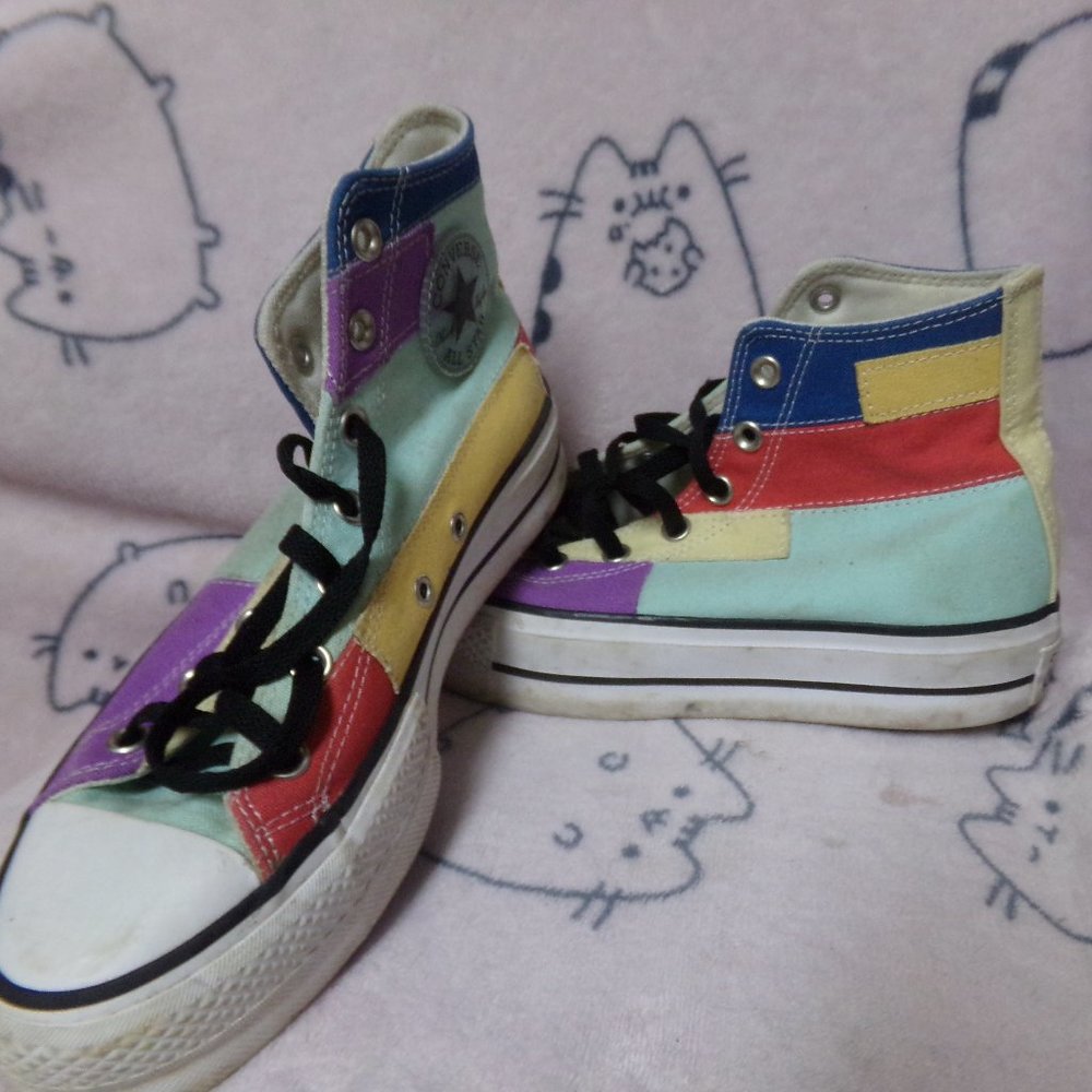 Colorful converse! (Platforms)